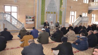 Bulanıkta deprem şehitleri dualarla anıldı