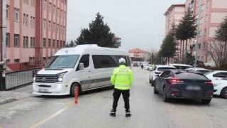 Burdurda okul çevreleri ve servis araçlarına yönelik denetim