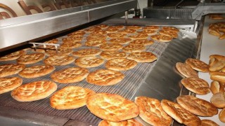Bursada 450 gramlık BESAŞ pidesi 25 lira