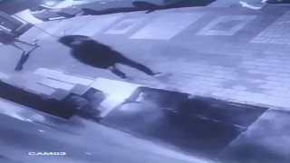 Bursada araçlara zarar veren 3 kişi yakalandı