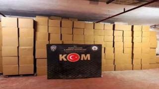 Bursada dev kaçak tütün operasyonu...Milyonlarca makaron ele geçirildi