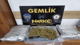 Bursada zehir tacirine büyük darbe: 3,7 kilo esrar ele geçirildi