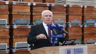 Büyükşehirden arıcılara kovan desteği