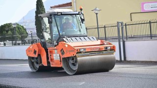 Büyükşehirden hastane otoparkına 2 bin ton sıcak asfalt
