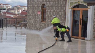 Camilerde Ramazan ayı temizliği yapıldı