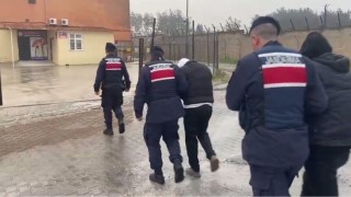 Çanakkalede 90 kaçak göçmen yakalandı, 3 organizatör tutuklandı
