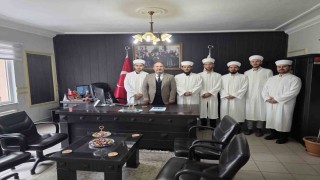 Çanda yeni atanan din görevlilerine sarık ve cübbe giydirme merasimi düzenlendi