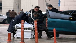 Çatıdan düşen adam yaralandı