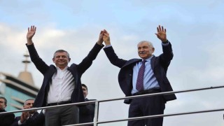 CHP Genel Başkanı Özel: Tutuksuz ve adil bir yargılama sürecinin yaşanmasını bekliyoruz