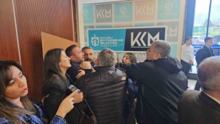 CHPli meclis üyesinden ağza alınmayacak küfürler