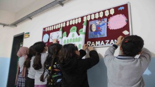 Cizrede öğrenciler Ramazan ruhunu okullarda yaşıyor