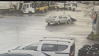 Çorluda otomobille çarpışan motosikletli yaralandı: Kaza anı kamerada