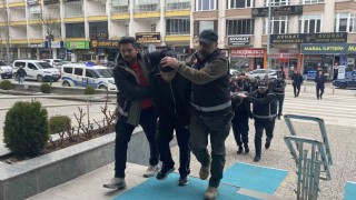 Çorumda iş yerlerine silahlı saldırı düzenleyen 8 kişi gözaltına alındı