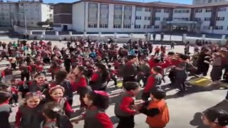 Dalga dalga büyüyen ilahi furyasına Kayseri de katıldı