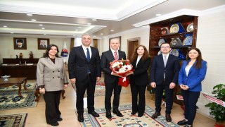 Defterdar Sönmezden Vergi Haftası dolayısıyla Vali Çiçekliye ziyaret