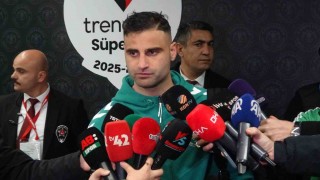 Deniz Türüç: Bundan sonra her maç bizim için yeni bir meydan okuma olacak