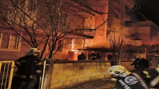 Denizlide odunluk yangını korkuttu