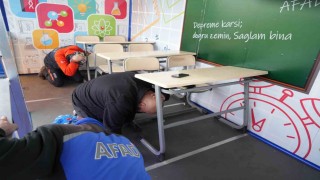 Deprem Simülasyon Tırı Samsunda eğitimlere başladı
