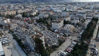 Depremde bin 200 insana mezar olan 600 konutlar ihya süreciyle birlikte yeniden vatandaşlara yuva oldu