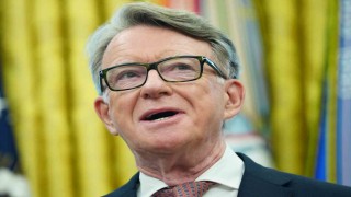 Devlet sırlarını Epstein ile paylaşmakla suçlanan İngiliz siyasetçi Mandelson, Lordlar Kamarasından ayrılacak