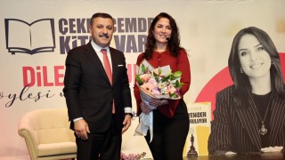 Dilek Cesur Küçükçekmeceli kadınlarla buluştu