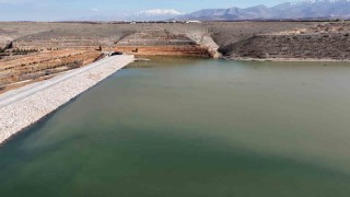 Doluluk oranı maksimum seviyeye ulaşan Sultansuyu Barajında kapak açıldı