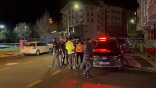 Dur ihtarına uymadı, kaza yaptı: O anlar kamerada
