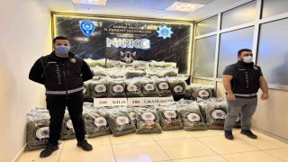 Edirnede ele geçirilen uyuşturucu maddeler sergilendi