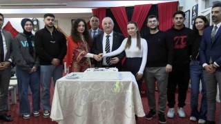 Edirnede evlilik kredisinden faydalanan çiftler için temsili kına gecesi