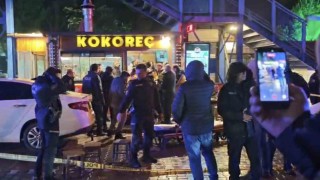 Edremitte kokoreç dükkanına silahlı saldırı: 2si ağır 3 yaralı