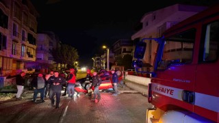 Edremitte park halindeki araca çarpan otomobil takla attı