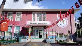 Efelerde ikinci dönem Bayrak Sevgisi dersiyle başlayacak