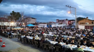 Efelerde vatandaşlar aynı sofrada buluştu