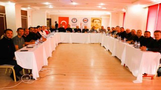 Eğitim-Bir-Sen ilçe başkanları ve kadınlar komisyonu istişare toplantısında buluştu