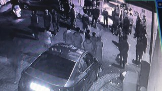 Ehliyetini ve otomobilini yeni alan sürücü depoya daldı