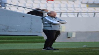 Elazığsporda Erkan Sözeri galibiyetle başladı
