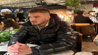 Elektrik direğine çarpan motosikletli genç hayatını kaybetti