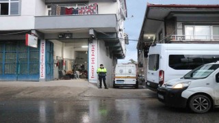 Emekli polis dehşet saçtı: Eşini ve MHP ilçe başkanını silahla vurarak öldürdü