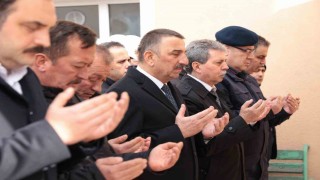 Emekliliğine 4 gün kala hayatını kaybeden polis memuru toprağa verildi