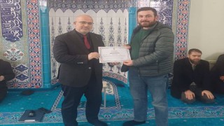 Emette Tashih-i Hurûf Kursunu tamamlayan din görevlilerine başarı belgesi