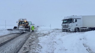 Erzincan-Sivas ve Erzincan-Erzurum yolunda tipi engeli