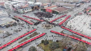 Erzincanda on binlerce kişi ‘İstiklal Bayrakla, İstikbal Maarifle yürüyüşünde tek yürek oldu