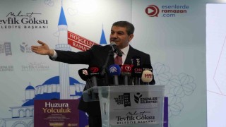 Esenler Belediye Başkanı Mehmet Tevfik Göksuya ilahi sürprizi