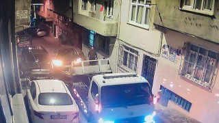 Esenlerde otomobil yüklü çekici 13 araca çarptı, 1 kişinin yaralandığı kaza kamerada
