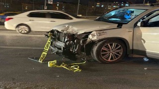 Esenyurt E-5te otomobilin çarptığı motosiklet sürücüsü hayatını kaybetti