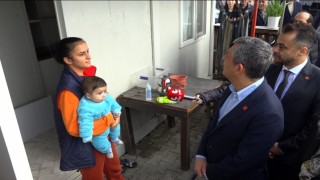 Eşimin geliri yok, işsiz diyen kadının kocasının sigortalı işte çalıştığı ve 3 araçları olduğu ortaya çıktı