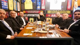 Eskişehir Demirspor, şampiyonluğu yemek ile kutladı