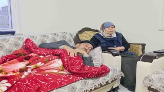Evlerini devrettikleri oğulları kazada ölünce gelin evi sattı, yaşlı çift ortada kaldı iddiası