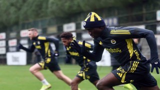 Fenerbahçede, Trabzonspor maçı hazırlıkları başladı