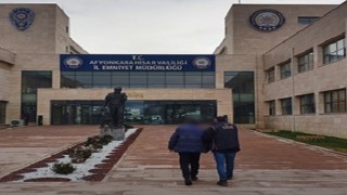 FETÖden aranan şahsı polis yakaladı
